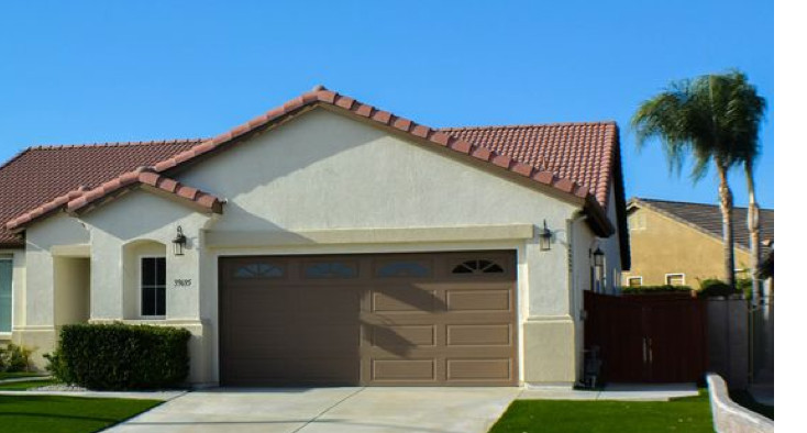 Off-Campus House